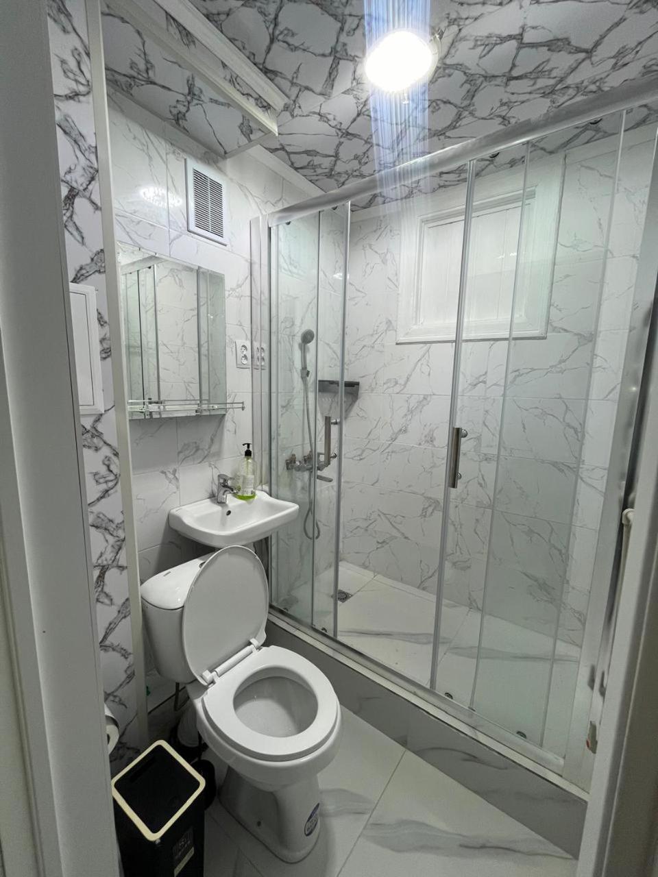 Appartement Ахметова 4 à Krasnoye Pole Extérieur photo